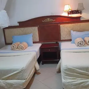 https://bangla-house.about-kampalahotels.com